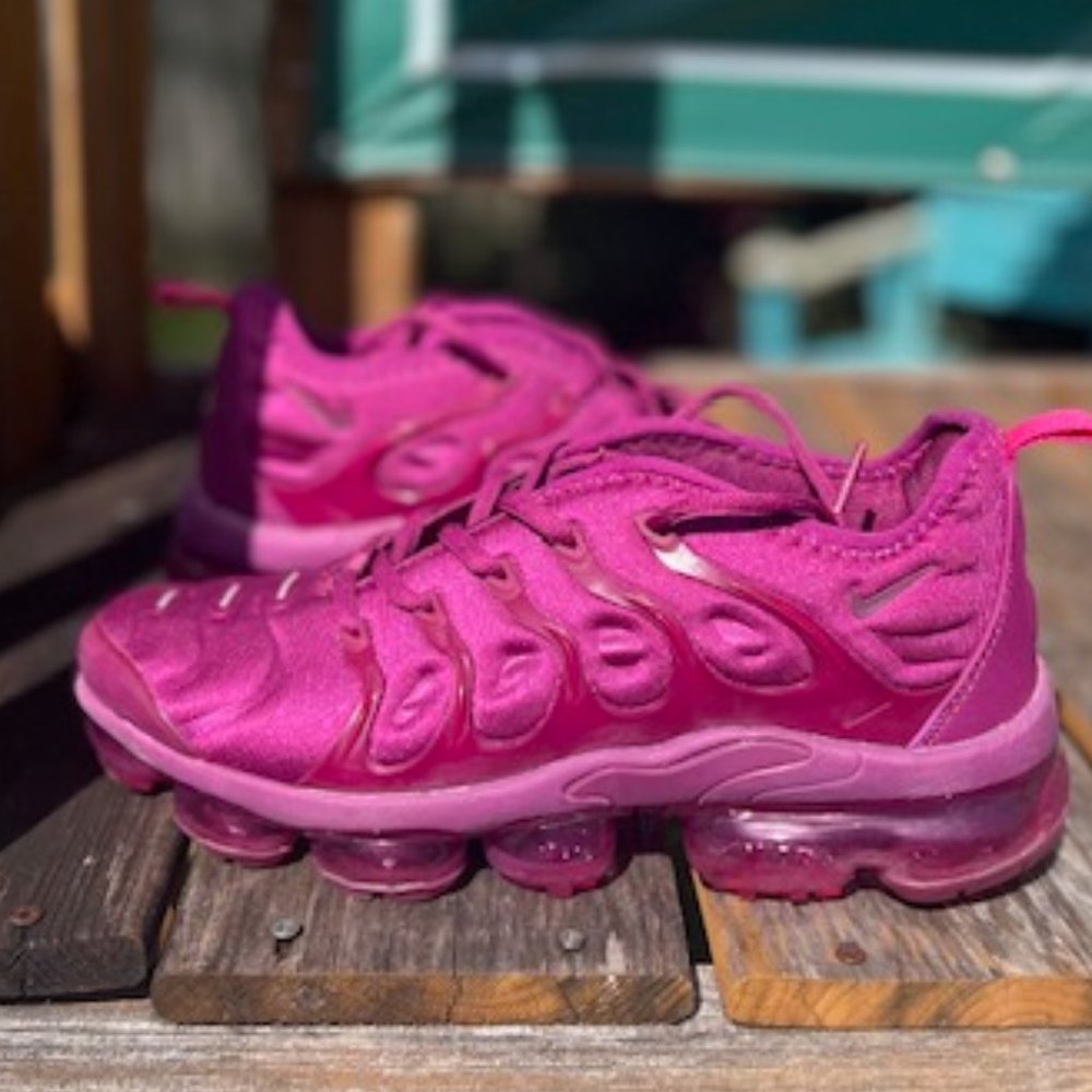 NIKE AIRMAX FUSHIA WOMEN 8.5